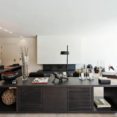 Centrale With Picturesque Lake Views St. Moritz